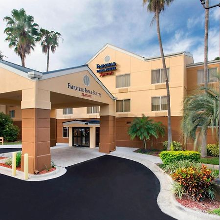 Fairfield Inn And Suites By Marriott Tampa Brandon Heartland Exterior photo
